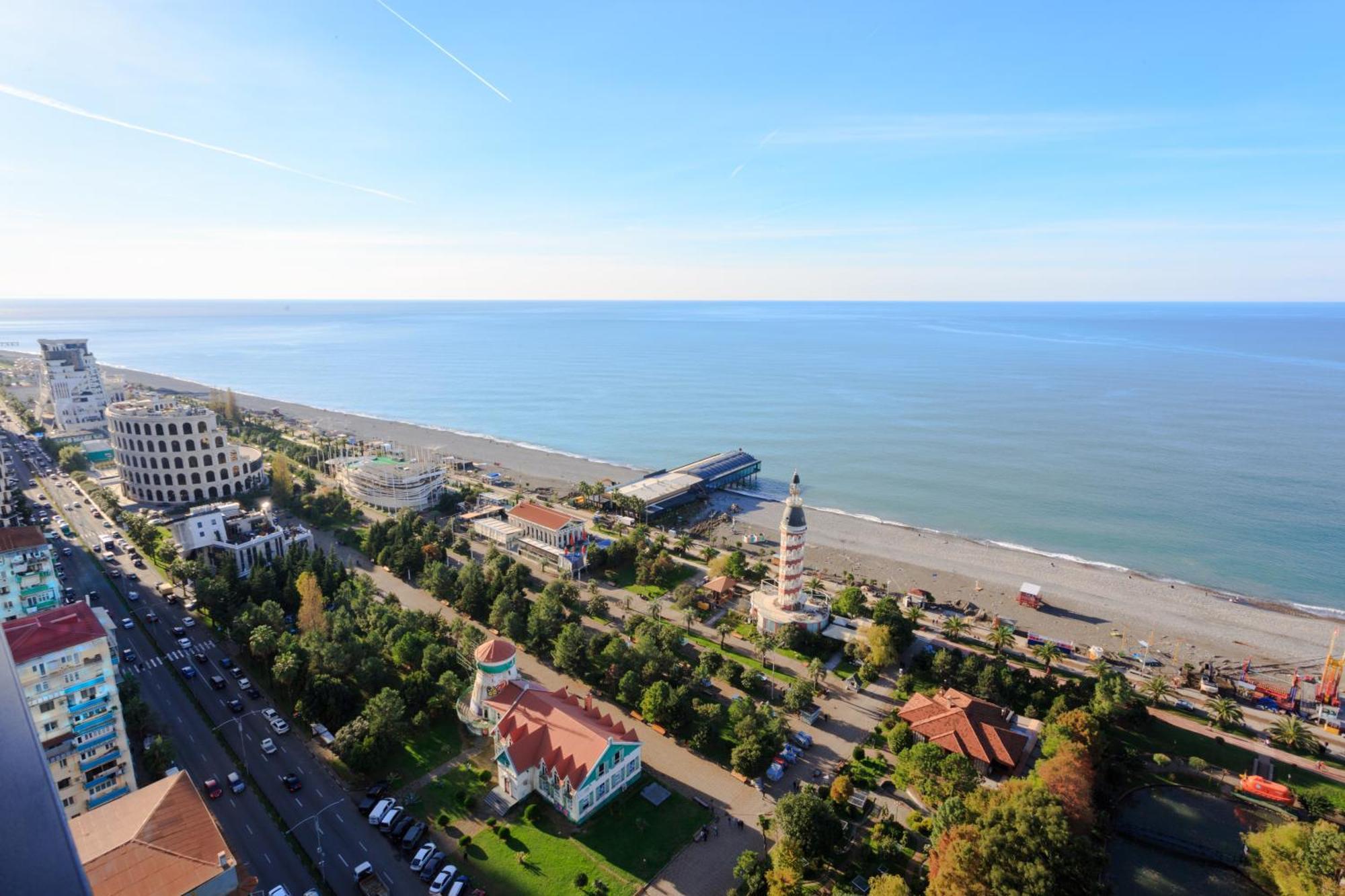 Квартира Батуми с видом на горы Екстер'єр фото
